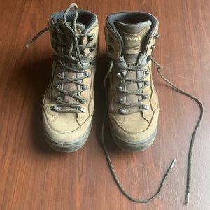 Lowa Renegade Hiking shoes (8)